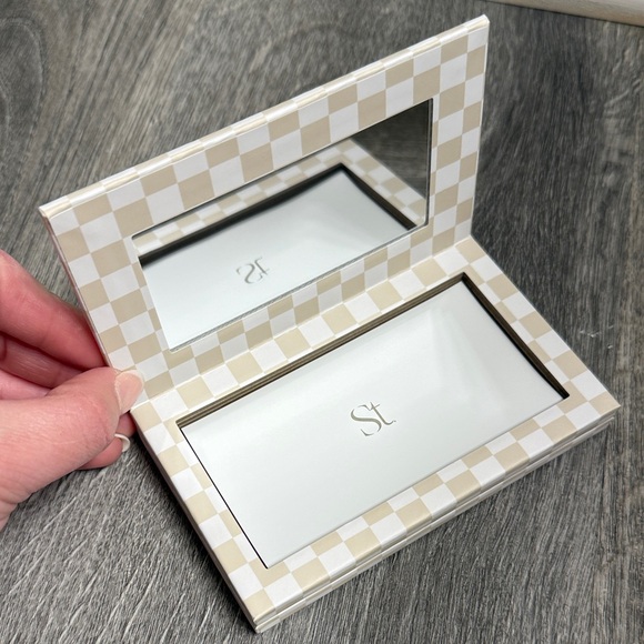 SEINT Checkerboard Palette - Picture 3 of 4